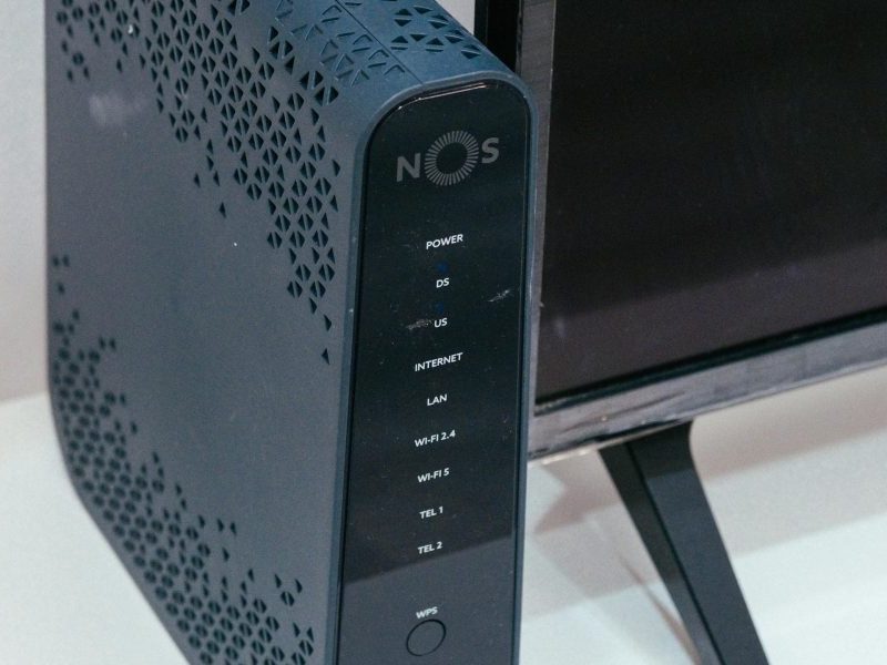 This article combines practical, easy-to-follow WiFi fixes with a light-hearted tone to make troubleshooting less painful. It explains common causes of weak hom...