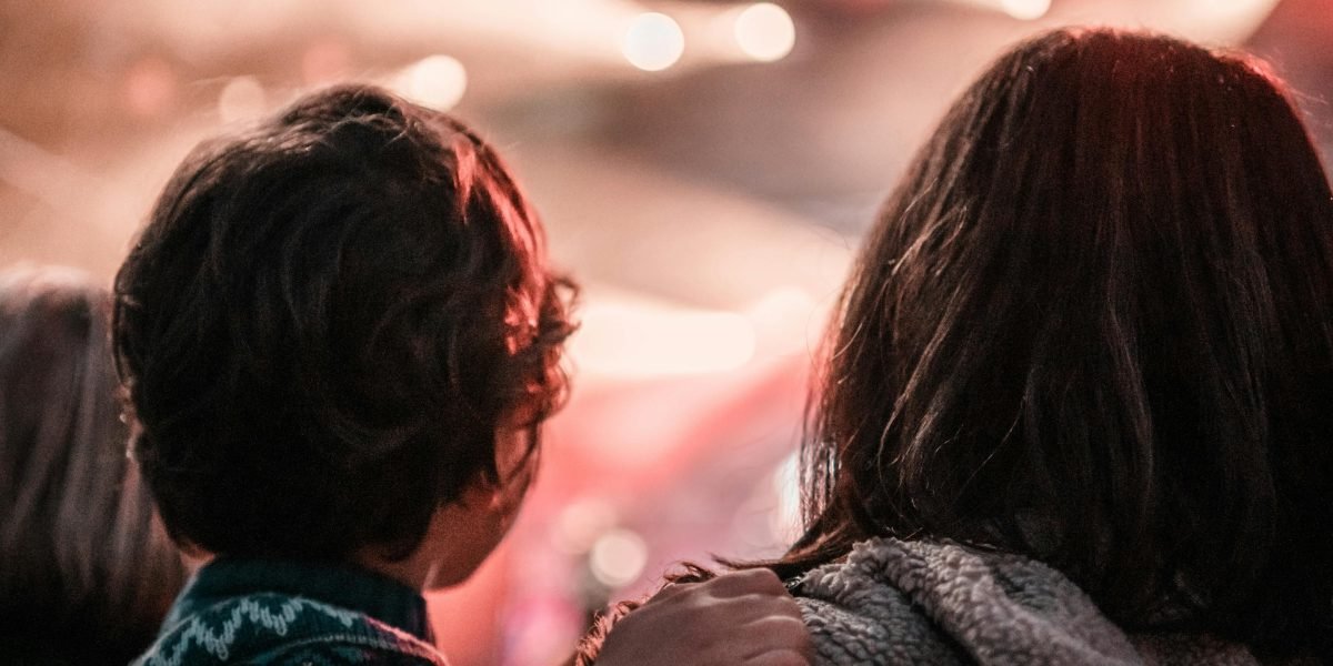A portable hotspot ensures connectivity even in crowded venues like comedy festivals.